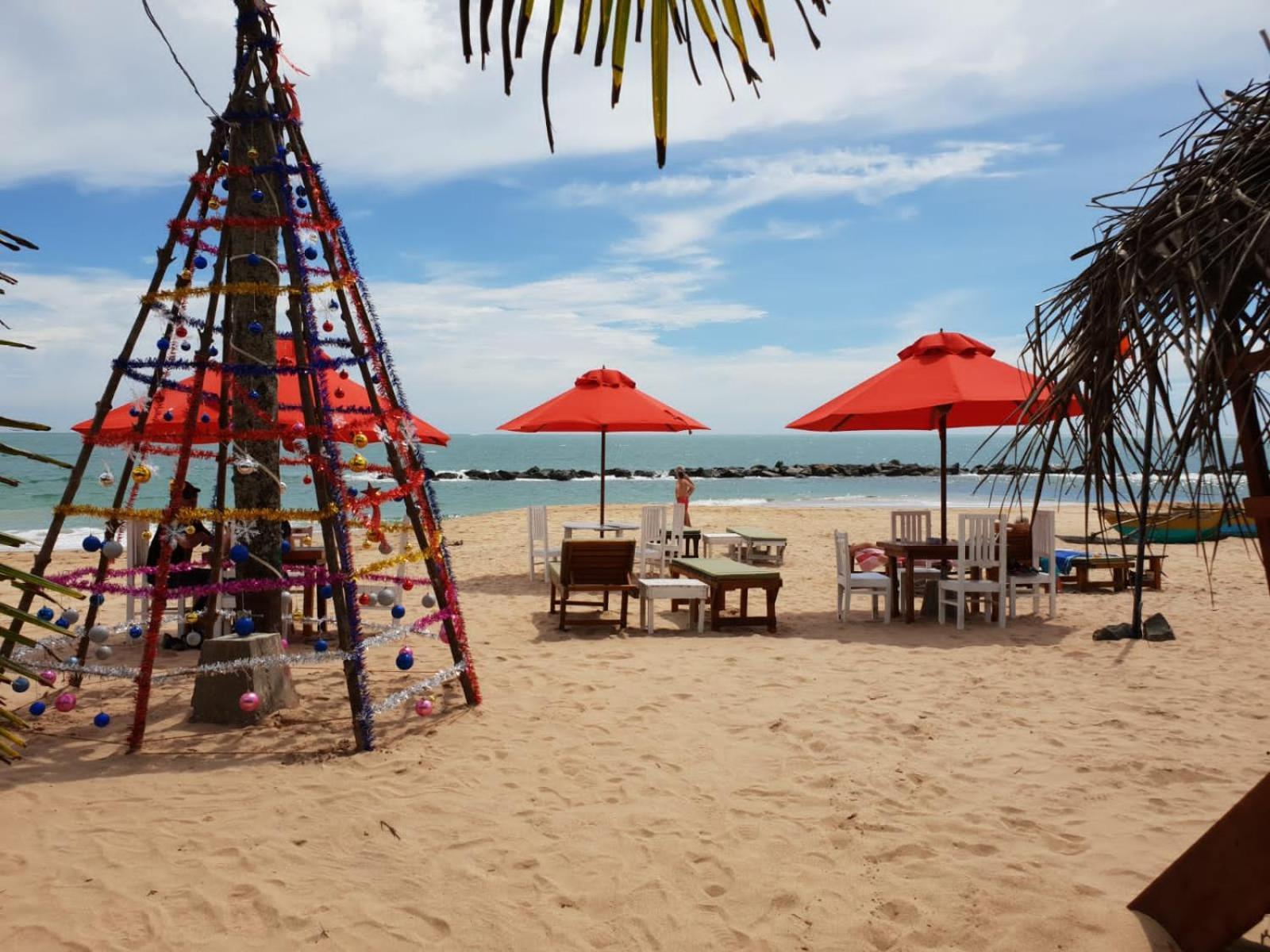 Blue Horizon Beach Hotel Tangalle Exterior foto